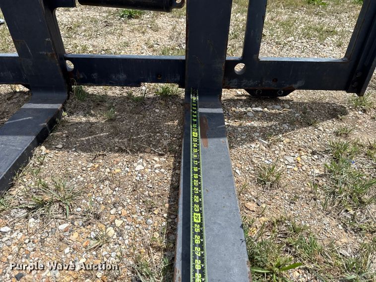 image for item FH6621 2017 Doosan A230012 forklift forks