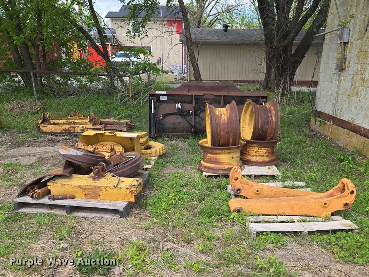 image for item FH6622 Crawler attachments