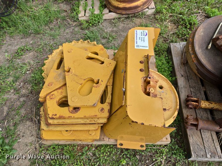 image for item FH6622 Crawler attachments