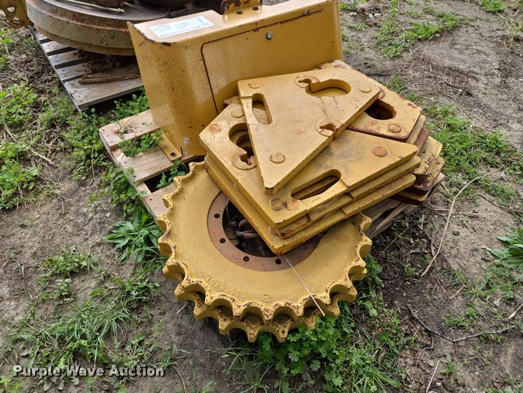 image for item FH6622 Crawler attachments