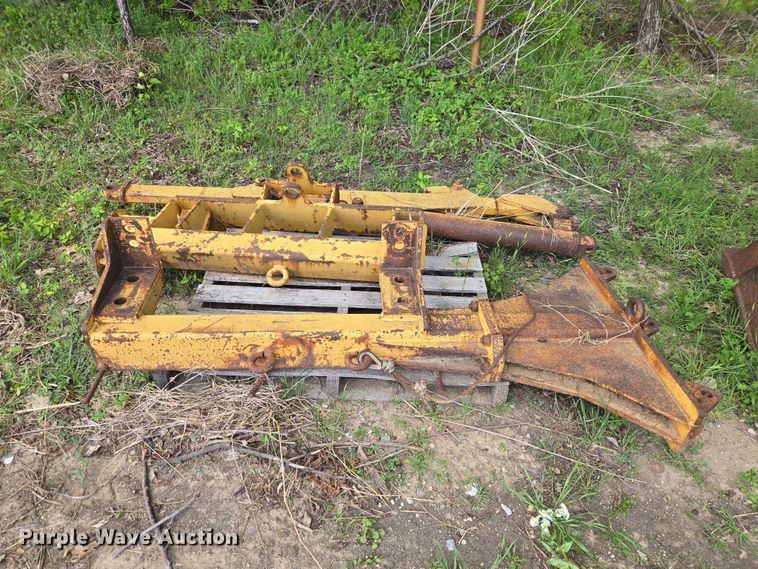 image for item FH6622 Crawler attachments