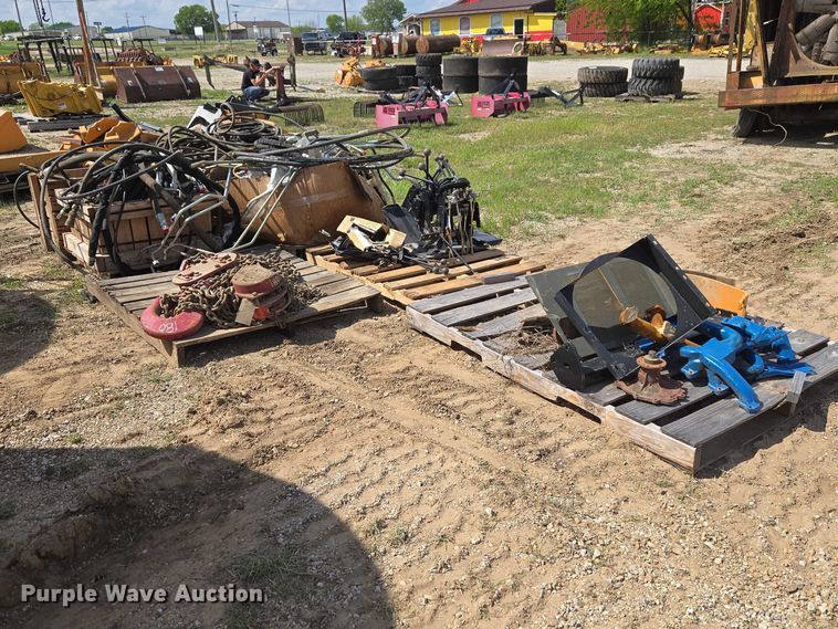image for item FH6623 Backhoe parts