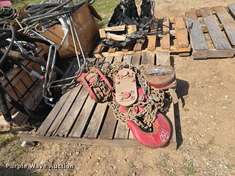 image for item FH6623 Backhoe parts
