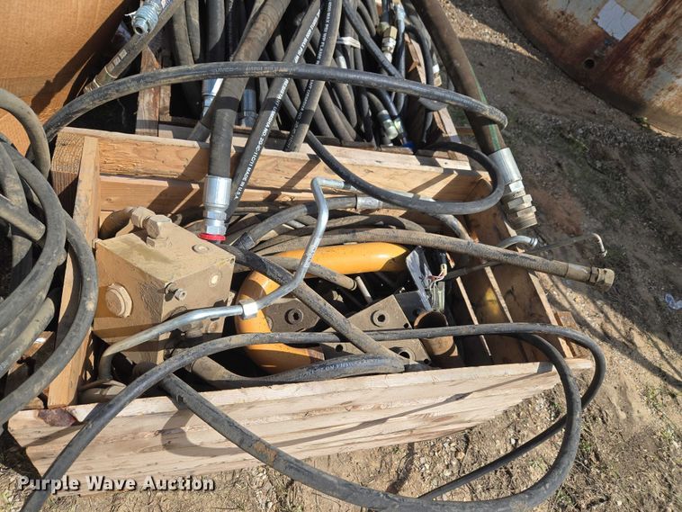 image for item FH6623 Backhoe parts