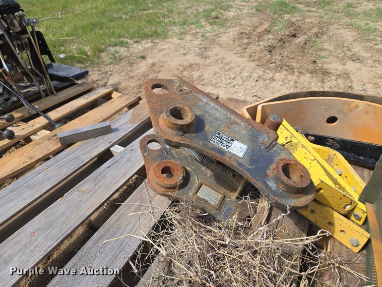 image for item FH6623 Backhoe parts