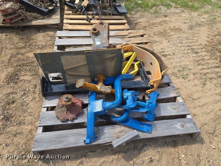image for item FH6623 Backhoe parts