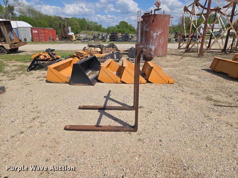 image for item FH6623 Backhoe parts