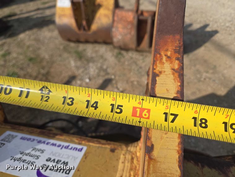 image for item FH6628 Excavator bucket