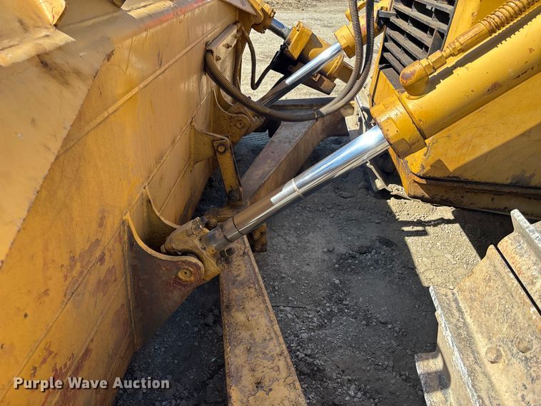 image for item FH7018 2017 Caterpillar D6N XL dozer