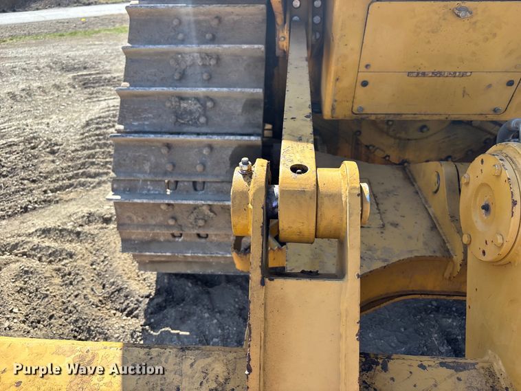 image for item FH7018 2017 Caterpillar D6N XL dozer