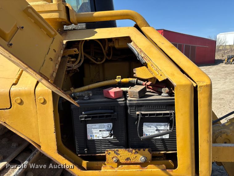 image for item FH7018 2017 Caterpillar D6N XL dozer