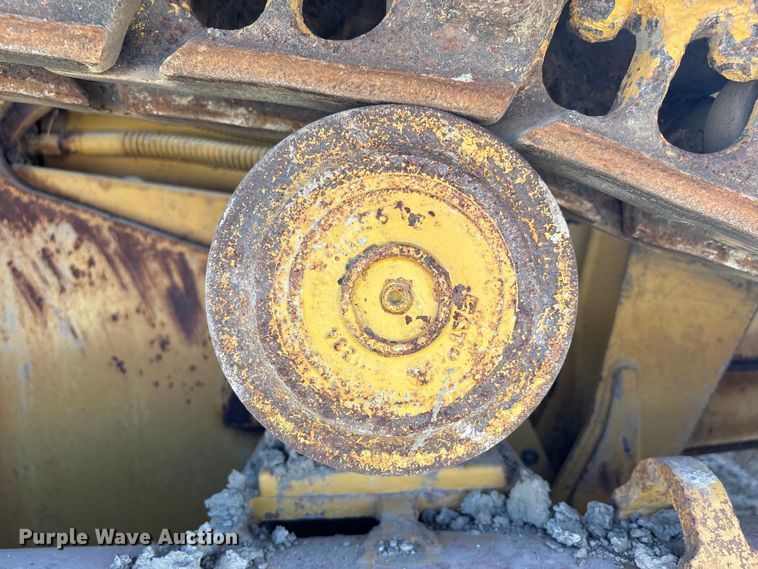 image for item FH7018 2017 Caterpillar D6N XL dozer