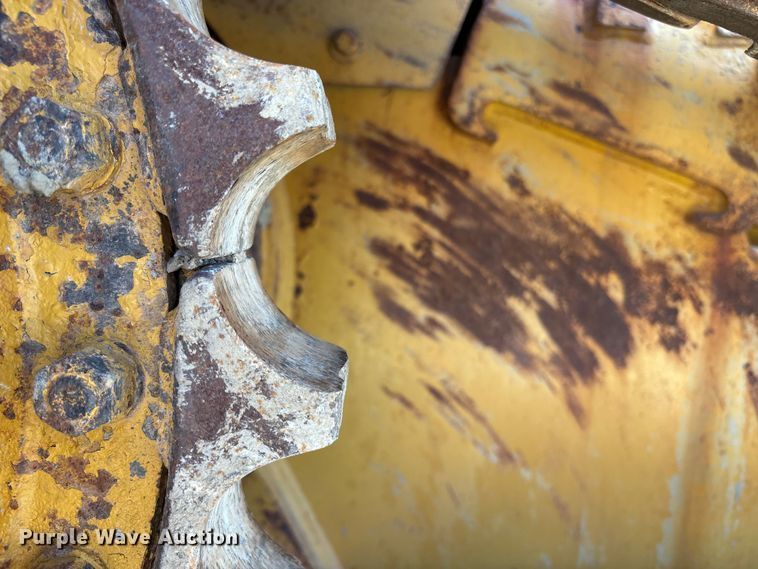 image for item FH7018 2017 Caterpillar D6N XL dozer