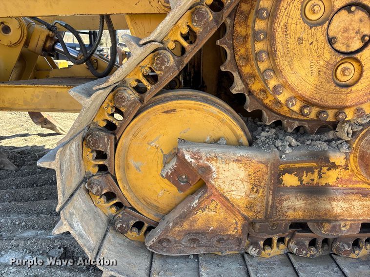 image for item FH7018 2017 Caterpillar D6N XL dozer