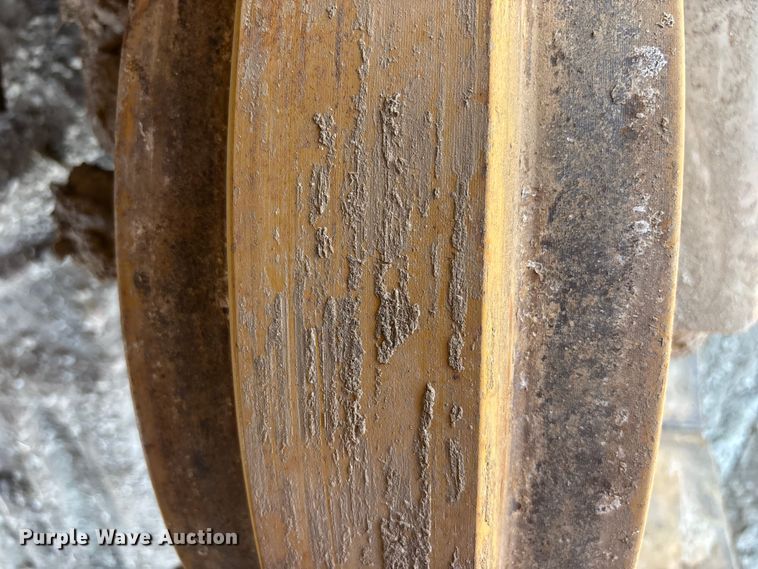 image for item FH7018 2017 Caterpillar D6N XL dozer