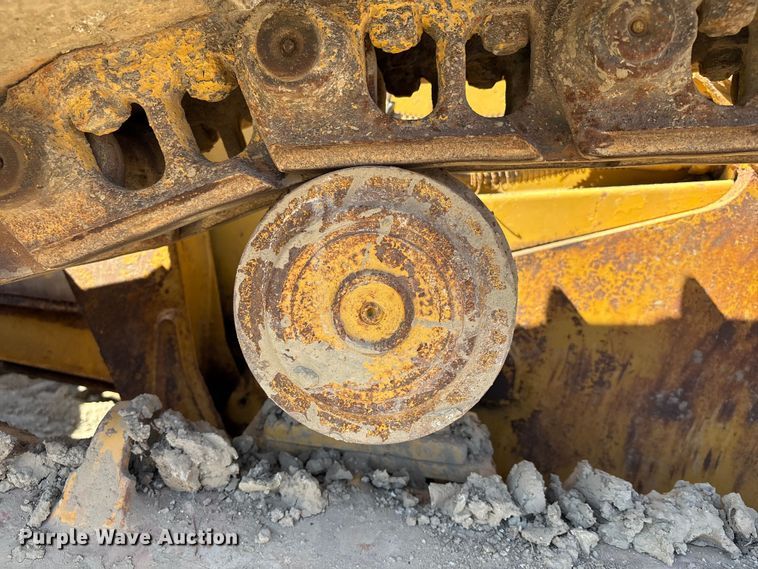 image for item FH7018 2017 Caterpillar D6N XL dozer