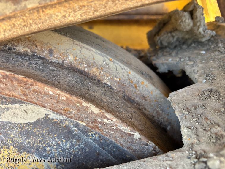 image for item FH7018 2017 Caterpillar D6N XL dozer