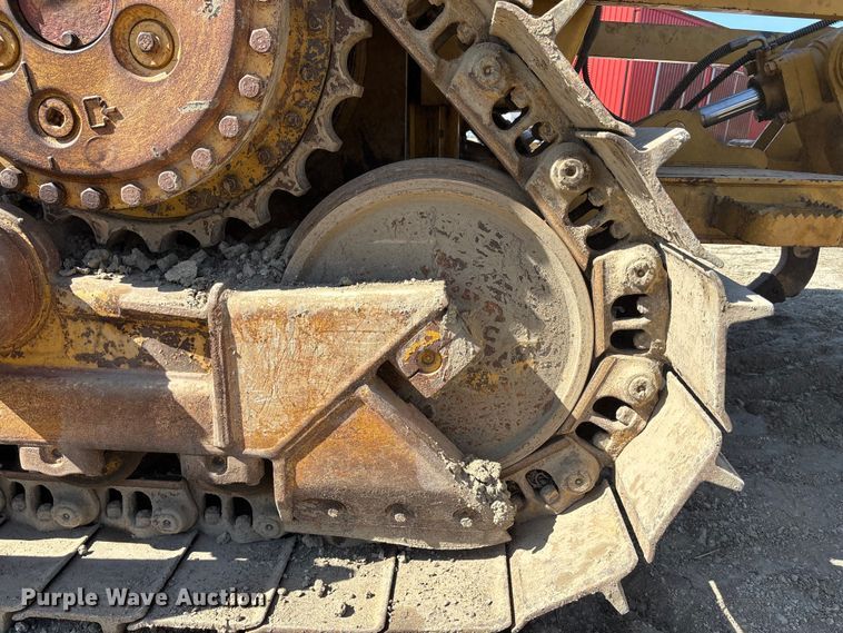 image for item FH7018 2017 Caterpillar D6N XL dozer