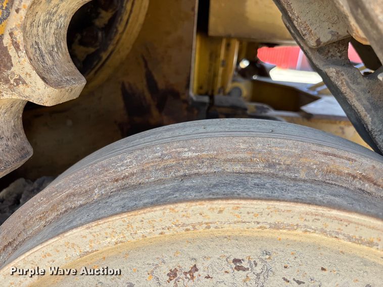 image for item FH7018 2017 Caterpillar D6N XL dozer