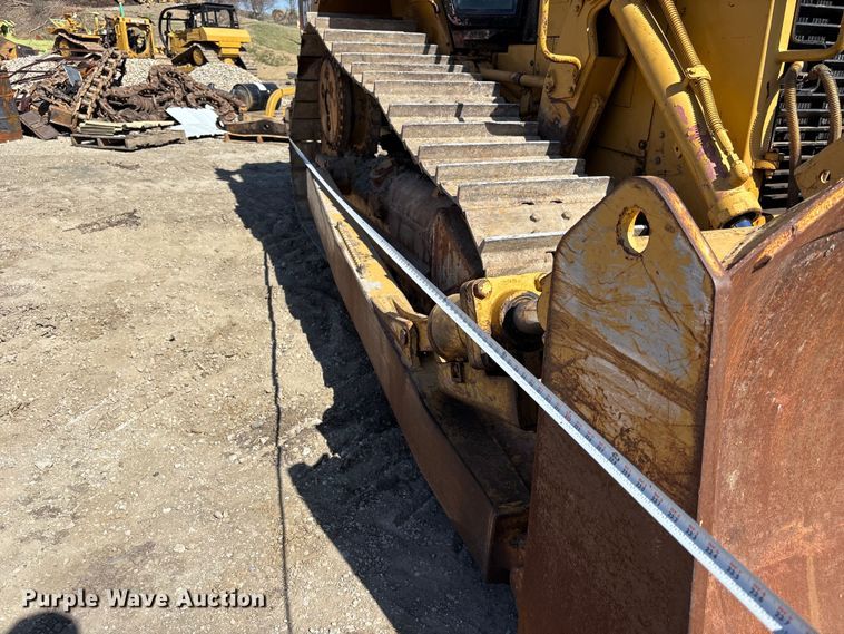 image for item FH7018 2017 Caterpillar D6N XL dozer