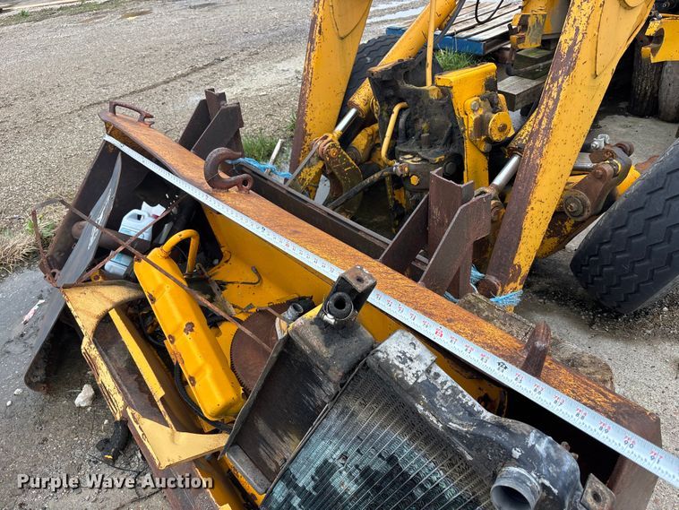 image for item FH7049 John Deere 410 backhoe