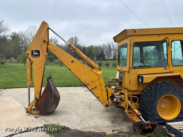 image for item FH7049 John Deere 410 backhoe