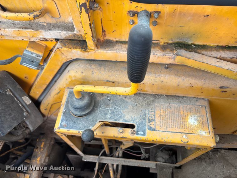 image for item FH7049 John Deere 410 backhoe