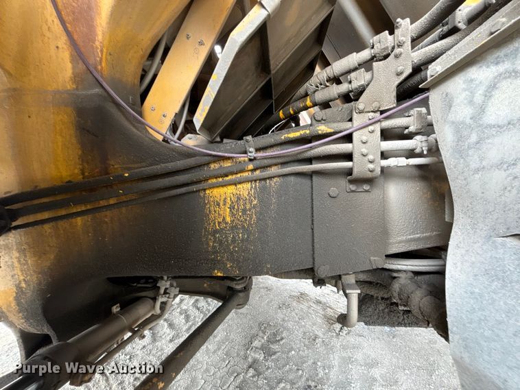 image for item FH7061 Komatsu KWA090HD-1 haul truck