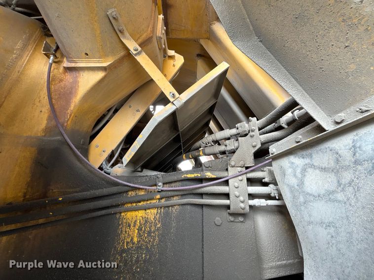 image for item FH7061 Komatsu KWA090HD-1 haul truck