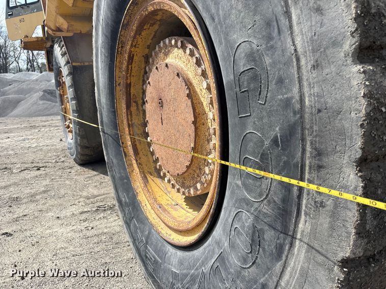 image for item FH7061 Komatsu KWA090HD-1 haul truck