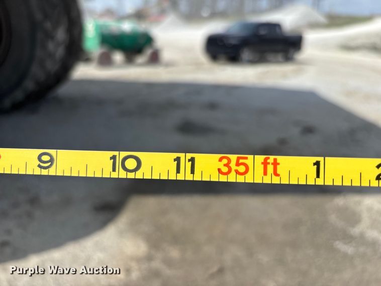 image for item FH7061 Komatsu KWA090HD-1 haul truck