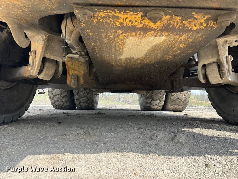 image for item FH7061 Komatsu KWA090HD-1 haul truck