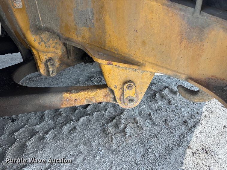 image for item FH7061 Komatsu KWA090HD-1 haul truck
