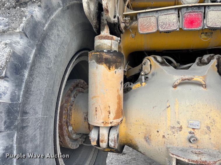 image for item FH7061 Komatsu KWA090HD-1 haul truck