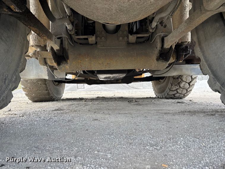 image for item FH7061 Komatsu KWA090HD-1 haul truck