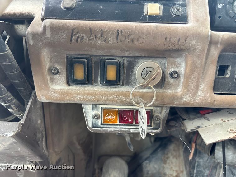 image for item FH7061 Komatsu KWA090HD-1 haul truck