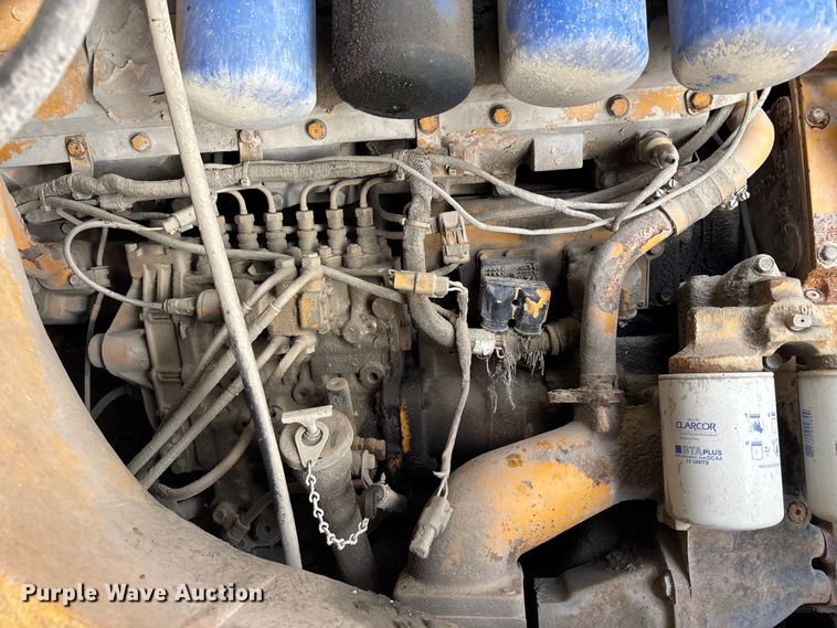 image for item FH7061 Komatsu KWA090HD-1 haul truck