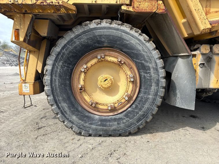 image for item FH7061 Komatsu KWA090HD-1 haul truck