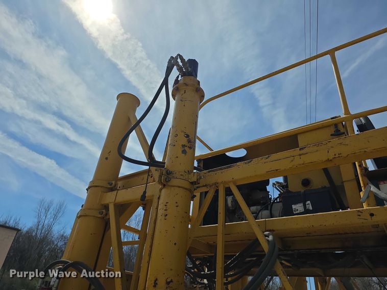 image for item FI0965 Bidwell 3600  bridge deck finisher