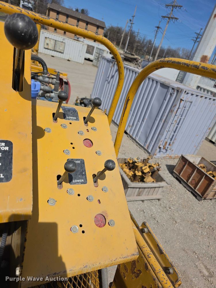 image for item FI0965 Bidwell 3600  bridge deck finisher