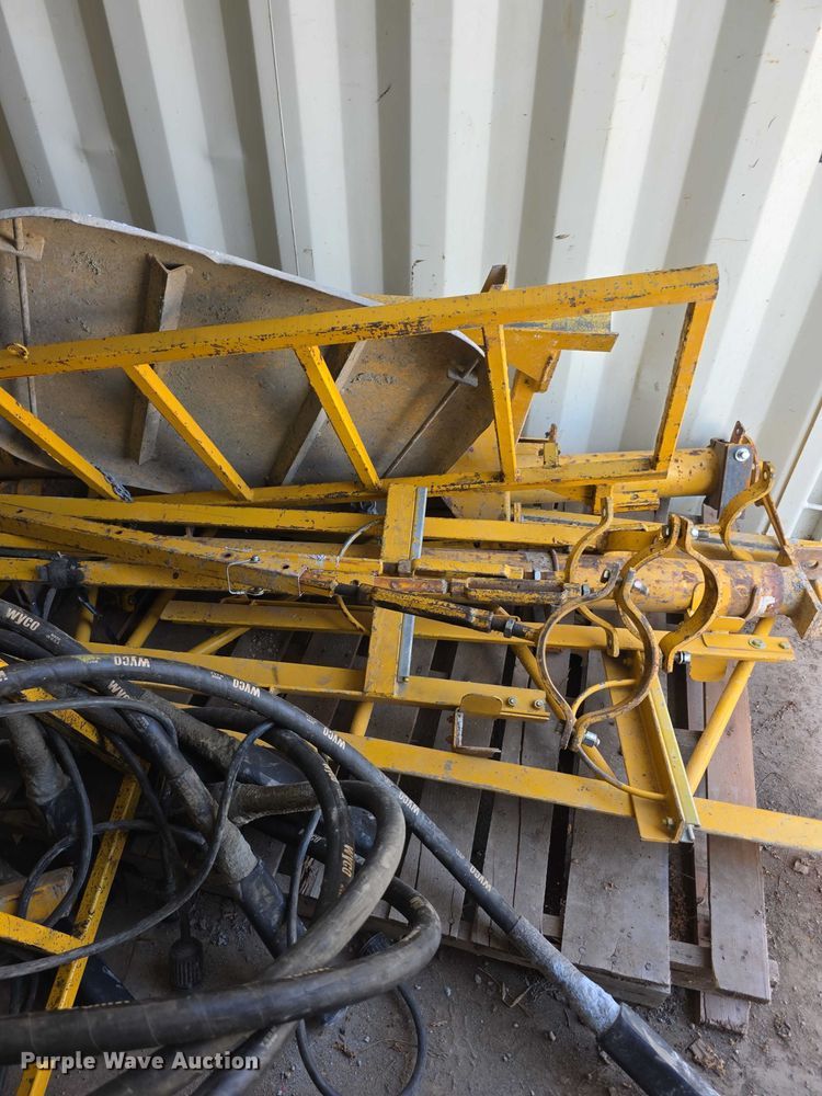 image for item FI0965 Bidwell 3600  bridge deck finisher