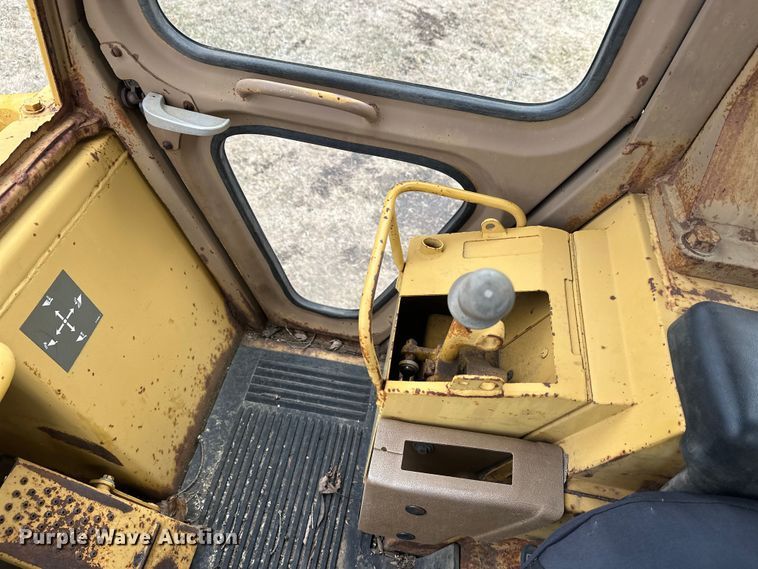 image for item FK0028 1988 Caterpillar 953Z wheel loader