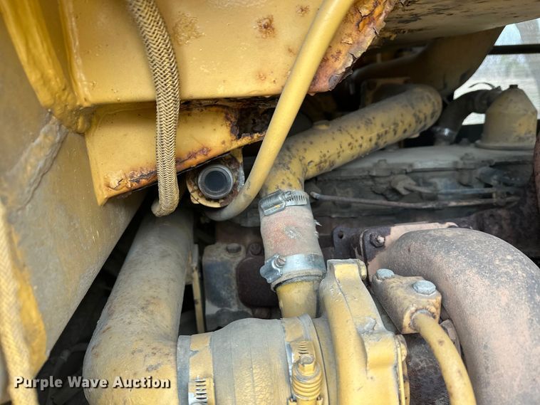 image for item FK0028 1988 Caterpillar 953Z wheel loader