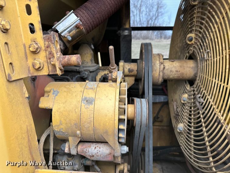 image for item FK0028 1988 Caterpillar 953Z wheel loader