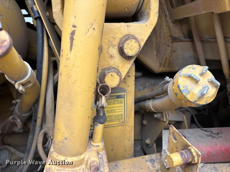 image for item FK0028 1988 Caterpillar 953Z wheel loader