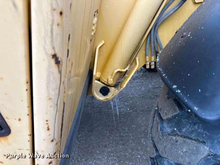 image for item FK0048 Gehl DL6L telehandler