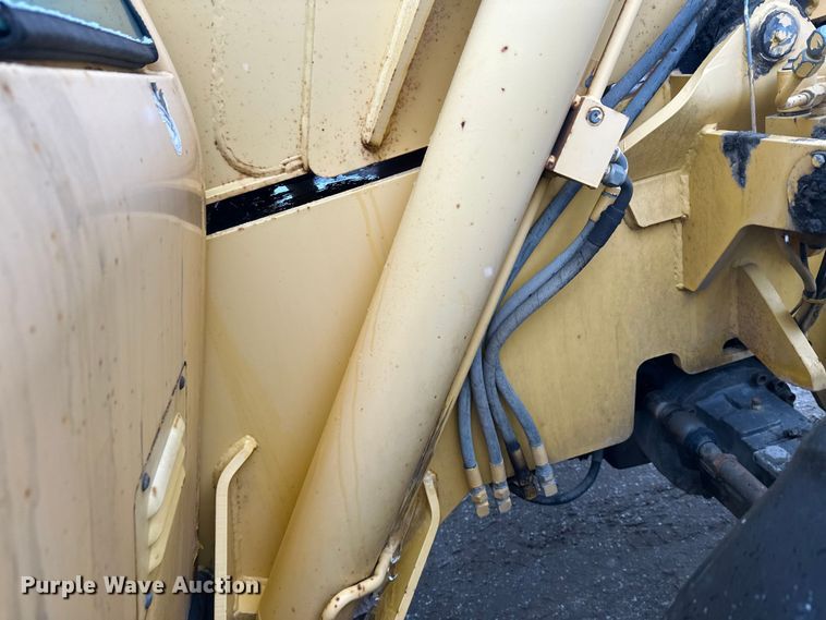 image for item FK0048 Gehl DL6L telehandler