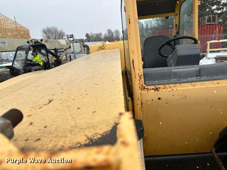 image for item FK0048 Gehl DL6L telehandler