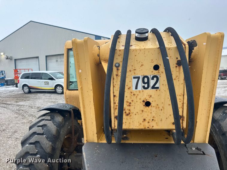 image for item FK0048 Gehl DL6L telehandler
