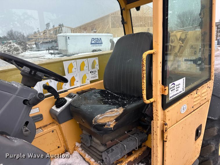 image for item FK0048 Gehl DL6L telehandler